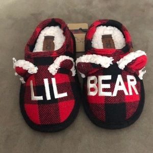 NWT Dearfoam Lil Bear slippers